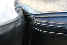 Load image into Gallery viewer, CHANEL Medium Matelasse single flap chain shoulder bag Caviar skin Black/Gold hadware Shoulder bag 700080100