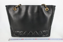 将图片加载到图库查看器,CHANEL/香奈儿 CF 链条托特包 羊皮 Black/Gold hardware(黑色/金色金属) 托特包 800090168