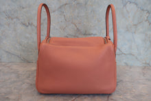 將圖片載入圖庫檢視器 HERMES/エルメス リンディ26 トリヨンクレマンス ロージー □Q刻印 ショルダーバッグ 800040020