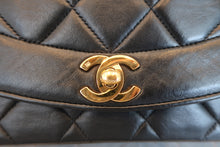 Load image into Gallery viewer, CHANEL  Diana matelasse chain shoulder bag Lambskin Black/Gold hadware Shoulder bag 700090188
