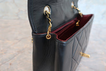 Load image into Gallery viewer, CHANEL  Diana matelasse chain shoulder bag Lambskin Black/Gold hadware Shoulder bag 700090188