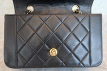 Load image into Gallery viewer, CHANEL  Diana matelasse chain shoulder bag Lambskin Black/Gold hadware Shoulder bag 700090188
