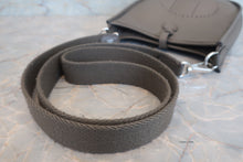 将图片加载到图库查看器,HERMES EVELYNE TPM Clemence leather Etain Y刻印 Shoulder bag 700120080