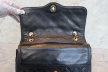 画像をギャラリービューアに読み込む, CHANEL/シャネル パリ限定マトラッセダブルフラップチェーンショルダーバッグ ラムスキン ブラック/ゴールド金具 ショルダーバッグ 700100236