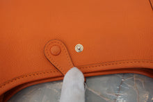 Load image into Gallery viewer, HERMES EVELYNE TPM Epsom leather Orange □H Engraving Shoulder bag 800070010