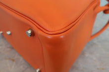 画像をギャラリービューアに読み込む, HERMES/エルメス リンディ30 ヴォースイフト オレンジ □L刻印 ショルダーバッグ 700050071