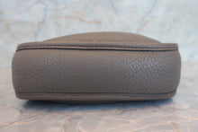 将图片加载到图库查看器,HERMES EVELYNE TPM Clemence leather Etain Y刻印 Shoulder bag 700120080