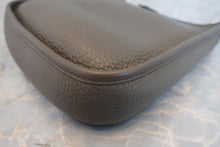 将图片加载到图库查看器,HERMES EVELYNE TPM Clemence leather Etain Y刻印 Shoulder bag 700120080