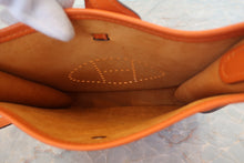 Load image into Gallery viewer, HERMES EVELYNE TPM Epsom leather Orange □H Engraving Shoulder bag 800070010