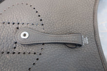 将图片加载到图库查看器,HERMES EVELYNE TPM Clemence leather Etain Y刻印 Shoulder bag 700120080