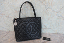 画像をギャラリービューアに読み込む, CHANEL/シャネル 復刻トート キャビアスキン ブラック/シルバー金具 トートバッグ 800070045