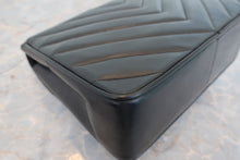 Load image into Gallery viewer, CHANEL  V-Stitch chain shoulder bag Lambskin Black/Gold hadware Shoulder bag 700090155