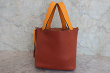 將圖片載入圖庫檢視器 HERMES/エルメス ピコタンロックタッチMM トリヨンクレマンス/ヴォースイフト キュイーブル/ジョーヌドール X刻印 ハンドバッグ 800020139