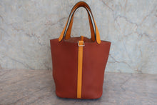將圖片載入圖庫檢視器 HERMES/エルメス ピコタンロックタッチMM トリヨンクレマンス/ヴォースイフト キュイーブル/ジョーヌドール X刻印 ハンドバッグ 800020139