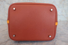 將圖片載入圖庫檢視器 HERMES/エルメス ピコタンロックタッチMM トリヨンクレマンス/ヴォースイフト キュイーブル/ジョーヌドール X刻印 ハンドバッグ 800020139
