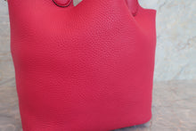 Load image into Gallery viewer, HERMES PICOTIN LOCK Eclat MM Clemence leather/Swift leather Framboise/Rouge sellier Z Engraving Hand bag 600100161