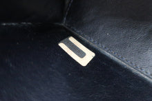 将图片加载到图库查看器,CHANEL/香奈儿 2.55 拼色 链条包 羊皮 Navy/White/Gold hardware(藏蓝色/白色/金色金属) 肩背包 800090230