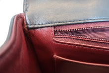 Load image into Gallery viewer, CHANEL  V-Stitch chain shoulder bag Lambskin Black/Gold hadware Shoulder bag 700090155