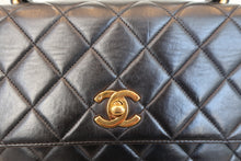 画像をギャラリービューアに読み込む, CHANEL/シャネル マトラッセ台形ハンドバッグ ラムスキン ブラック/ゴールド金具 ハンドバッグ 700110005