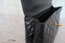 画像をギャラリービューアに読み込む, CHANEL/シャネル マトラッセ台形ハンドバッグ ラムスキン ブラック/ゴールド金具 ハンドバッグ 700110005