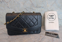 将图片加载到图库查看器,CHANEL/香奈儿 戴妃 CF 链条包 羊皮 Black/Gold hadware(黑色/金色金属) 肩背包 800030088
