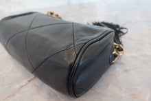 画像をギャラリービューアに読み込む, CHANEL/シャネル ココマークフリンジチェーンショルダーバッグ ラムスキン ブラック/ゴールド金具 ショルダーバッグ 700100221