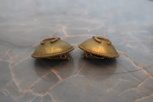 Load image into Gallery viewer, CHANEL CC mark Round earring Gold plate Gold Earring 600080072