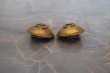 Load image into Gallery viewer, CHANEL CC mark Round earring Gold plate Gold Earring 600080072