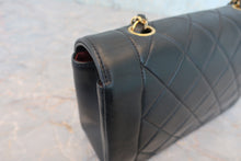 将图片加载到图库查看器,CHANEL/香奈儿 戴妃 CF 链条包 羊皮 Black/Gold hadware(黑色/金色金属) 肩背包 800030088
