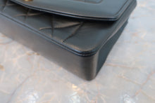 将图片加载到图库查看器,CHANEL/香奈儿 戴妃 CF 链条包 羊皮 Black/Gold hadware(黑色/金色金属) 肩背包 800030088
