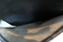 画像をギャラリービューアに読み込む, HERMES/エルメス ケリー32 ボックスカーフ ブラック □J刻印 ショルダーバッグ 700070117