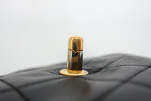 将图片加载到图库查看器,CHANEL/香奈儿 CF 链条包 羊皮 Black/Gold hardware(黑色/金色金属) 肩背包 800100077