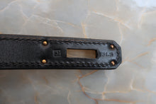 画像をギャラリービューアに読み込む, HERMES/エルメス ケリー32 ボックスカーフ ブラック □J刻印 ショルダーバッグ 700070117