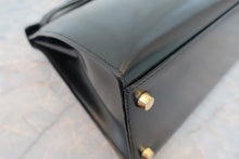 画像をギャラリービューアに読み込む, HERMES/エルメス ケリー32 ボックスカーフ ブラック □J刻印 ショルダーバッグ 700070117