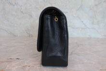 将图片加载到图库查看器,CHANEL/香奈儿 戴妃 CF 链条包 羊皮 Black/Gold hadware(黑色/金色金属) 肩背包 800030102
