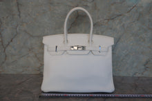 Load image into Gallery viewer, HERMES BIRKIN 30 Clemence leather White □L Engraving Hand bag 700120051