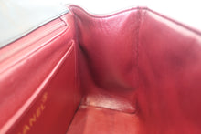 Load image into Gallery viewer, CHANEL Matelasse trapezoid chain hand bag Lambskin Black/Gold hadware Hand bag 800070012