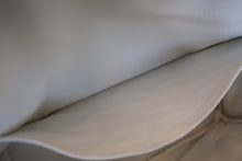 Load image into Gallery viewer, HERMES BIRKIN 30 Clemence leather White □L Engraving Hand bag 700120051