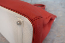 Load image into Gallery viewer, HERMES BIRKIN 35 Bi-color Clemence leather Sanguine/White □O Engraving Hand bag 700070128