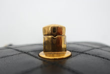 将图片加载到图库查看器,CHANEL/香奈儿 Vicolore 大号经典双C 链条包 羊皮 Black/Gold hardware(黑色/金色金属) 肩背包 800100053