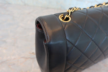 Load image into Gallery viewer, CHANEL Diana matelasse chain shoulder bag Lambskin Black/Gold hadware Shoulder bag 800050025