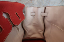 Load image into Gallery viewer, HERMES BIRKIN 35 Bi-color Clemence leather Sanguine/White □O Engraving Hand bag 700070128