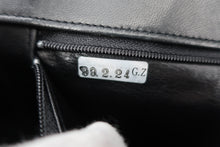 将图片加载到图库查看器,CHANEL/香奈儿 Vicolore 大号经典双C 链条包 羊皮 Black/Gold hardware(黑色/金色金属) 肩背包 800100053