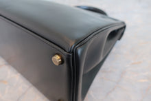 画像をギャラリービューアに読み込む, HERMES/エルメス ケリー28 ボックスカーフ ブラック 〇F刻印 ハンドバッグ 700080112