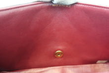 Load image into Gallery viewer, CHANEL Diana matelasse chain shoulder bag Lambskin Black/Gold hadware Shoulder bag 800050025