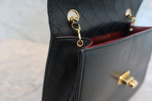 将图片加载到图库查看器,CHANEL/香奈儿 2.55 链条包 羊皮 Black/Gold hadware(黑色/金色金属) 肩背包 800020260
