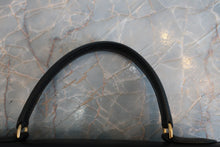 画像をギャラリービューアに読み込む, HERMES/エルメス ケリー28 ボックスカーフ ブラック 〇F刻印 ハンドバッグ 700080112