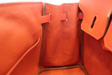 Load image into Gallery viewer, HERMES BIRKIN 25 Tadlakt lether Sanguine □R Engraving Hand bag 700090204