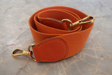 Load image into Gallery viewer, HERMES EVELYNE 1PM Togo leather Orange □G Engraving Shoulder bag 700120048
