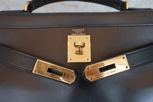 画像をギャラリービューアに読み込む, HERMES/エルメス ケリー28 ボックスカーフ ブラック 〇F刻印 ハンドバッグ 700080112